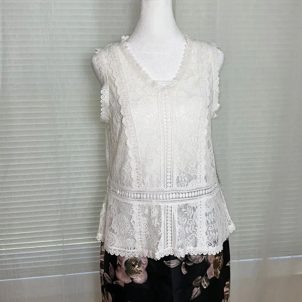 Stitch Fix S hazel White Daiana Lace Crochet Overlay Sleeves Peplum Blouse Cami